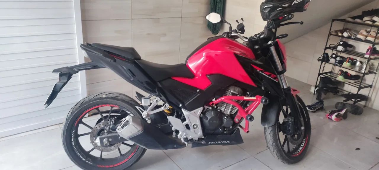 CB-300F ABS - Foto 4
