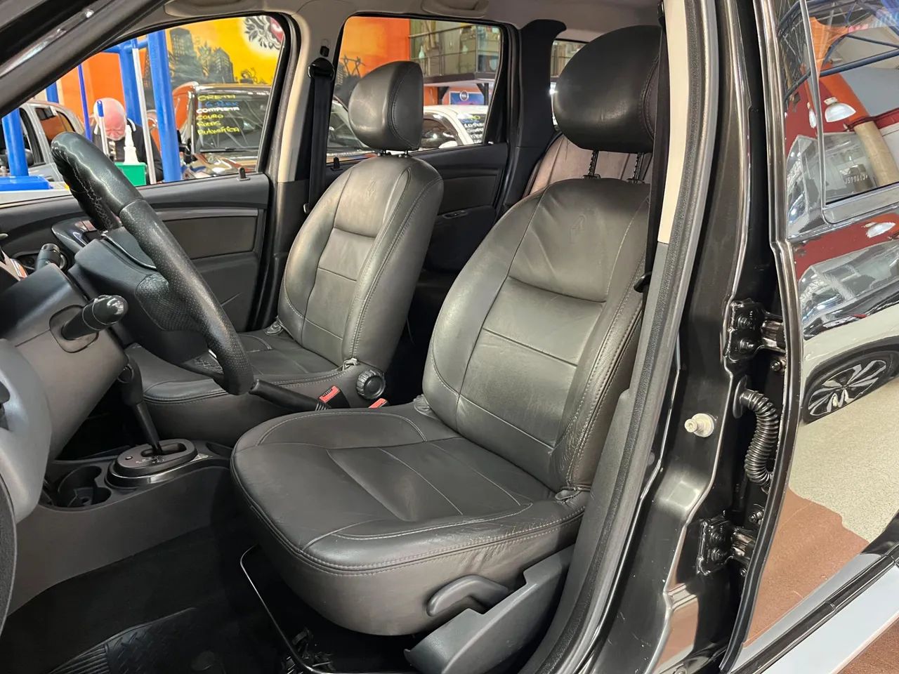 Renault Duster Dynamique 2.0 Hi-flex 16V Aut. 2013 - Foto 2