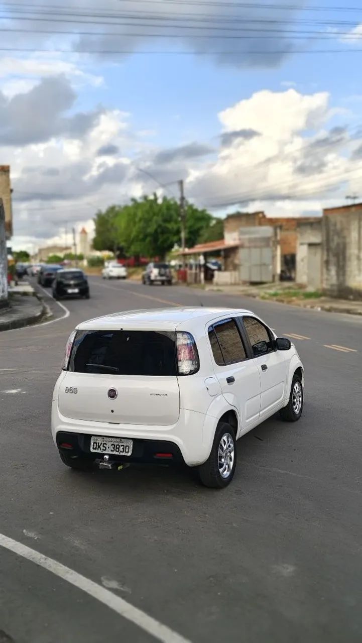 Fiat Uno Attractive 1.0 EVO Fire Flex 8V 5P 2016 - Foto 4