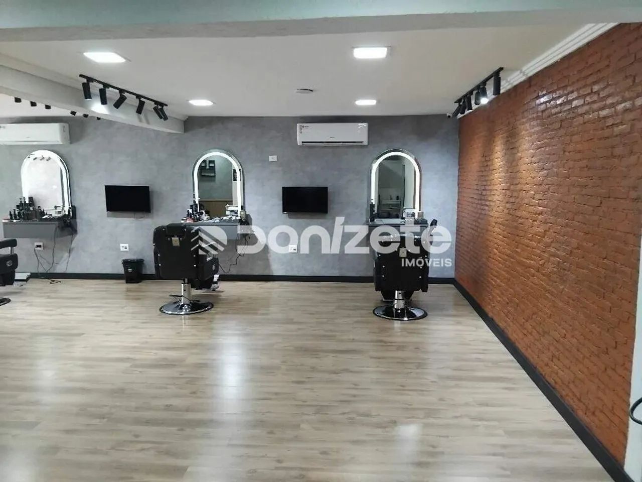 Salão Comercial à Venda em Santo André (Jardim do Estádio)  331 m², Financiamento - Foto 3