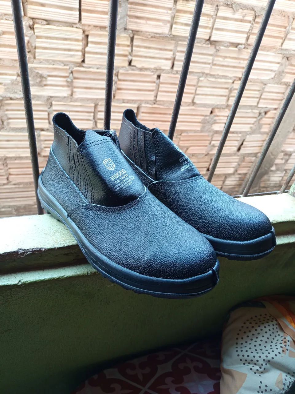 Botas novas  - Foto 3