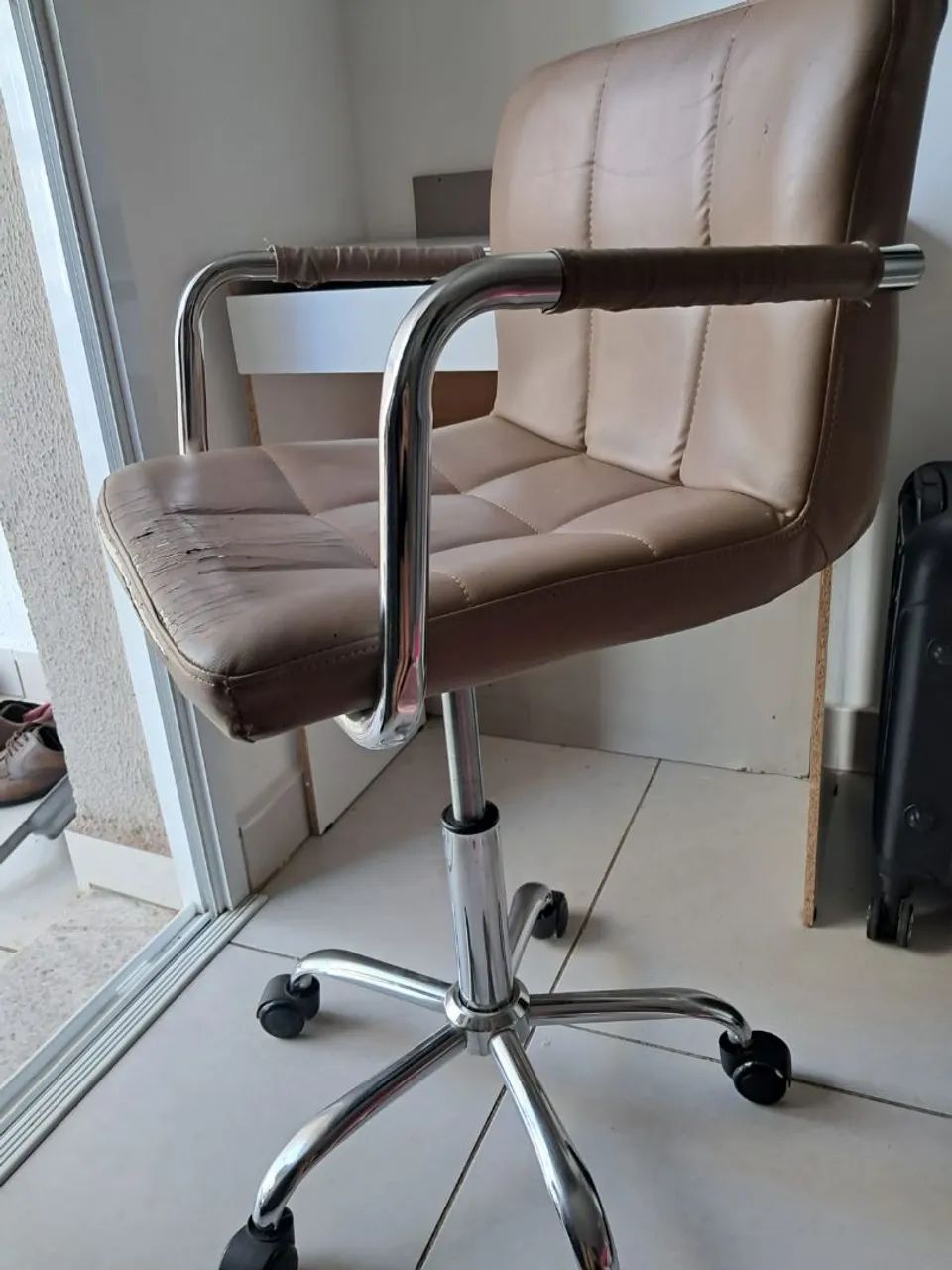 Cadeira  - Foto 2