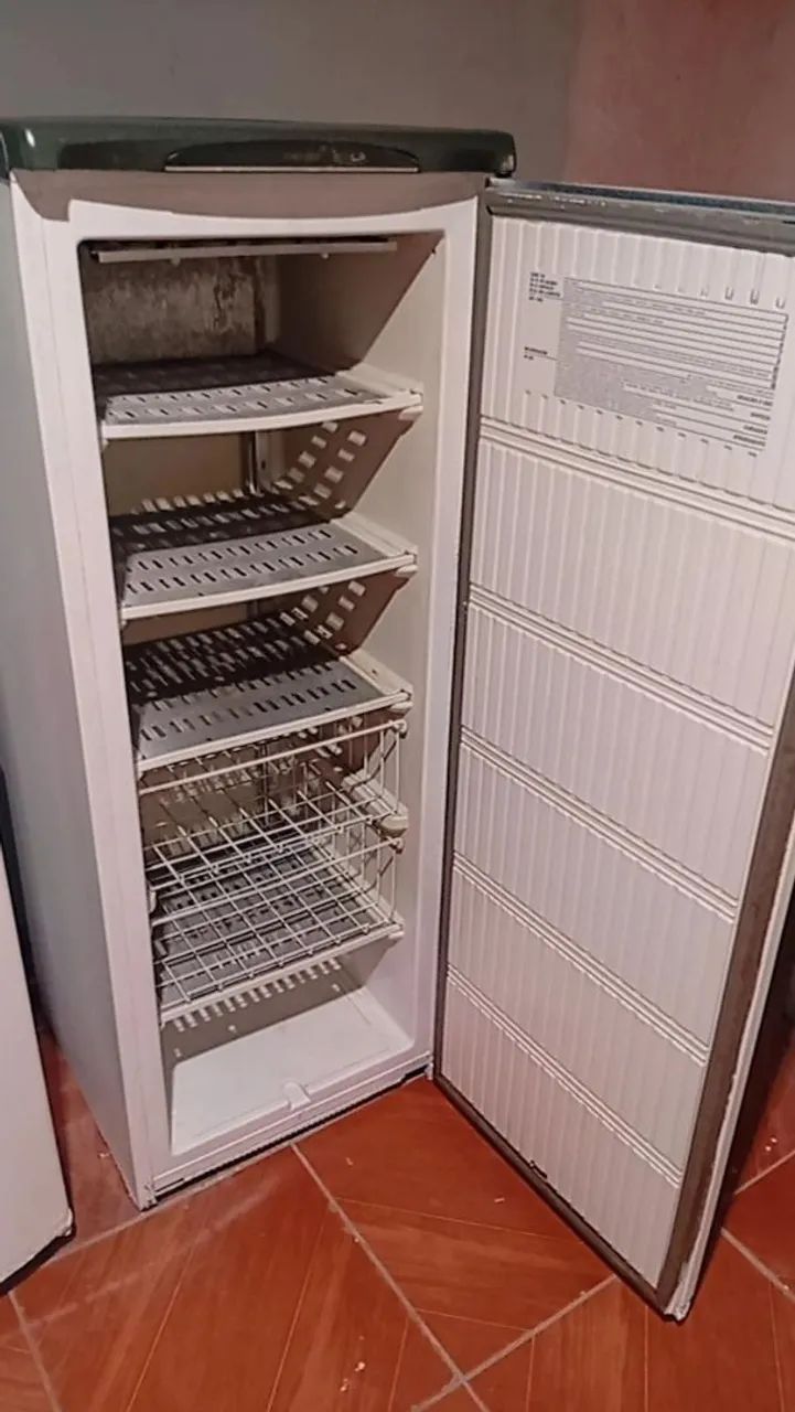 Freezer funcionando perfeitamente  - Foto 2