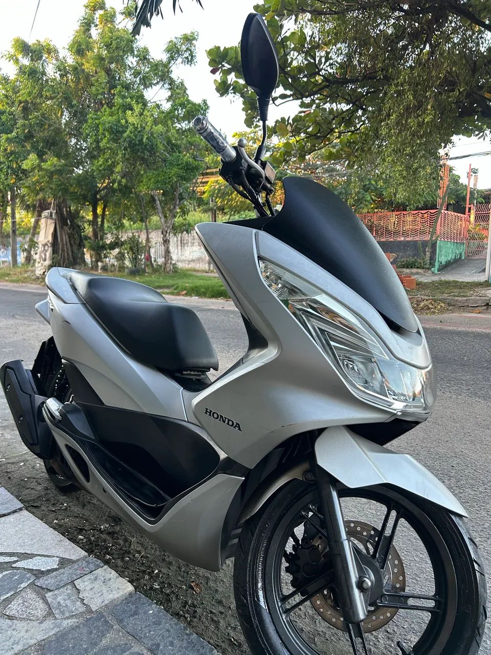 Moto muito nova  - Foto 4
