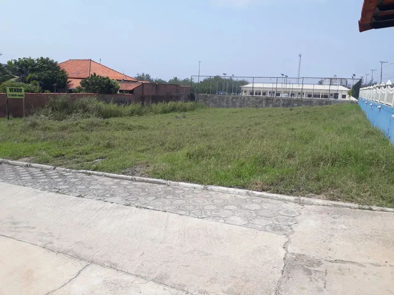 Lindo terreno frente a praia Saquarema - RJ !!!