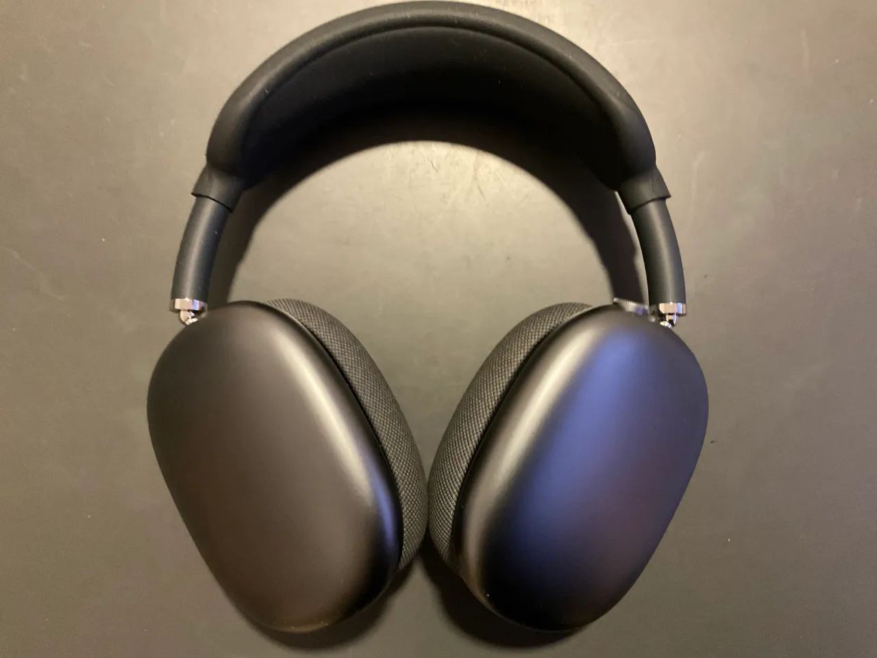 Apple AirPods Max Cinza Espacial Semi Novo - Fones de Ouvido