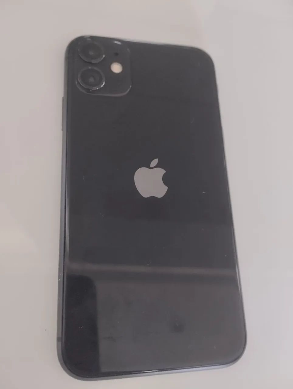iPhone 11 com defeito