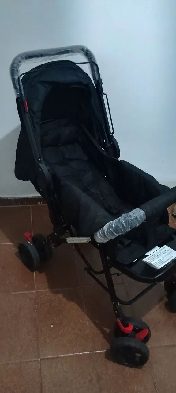 Vendo Carrinho de bebê 200 - Foto 2