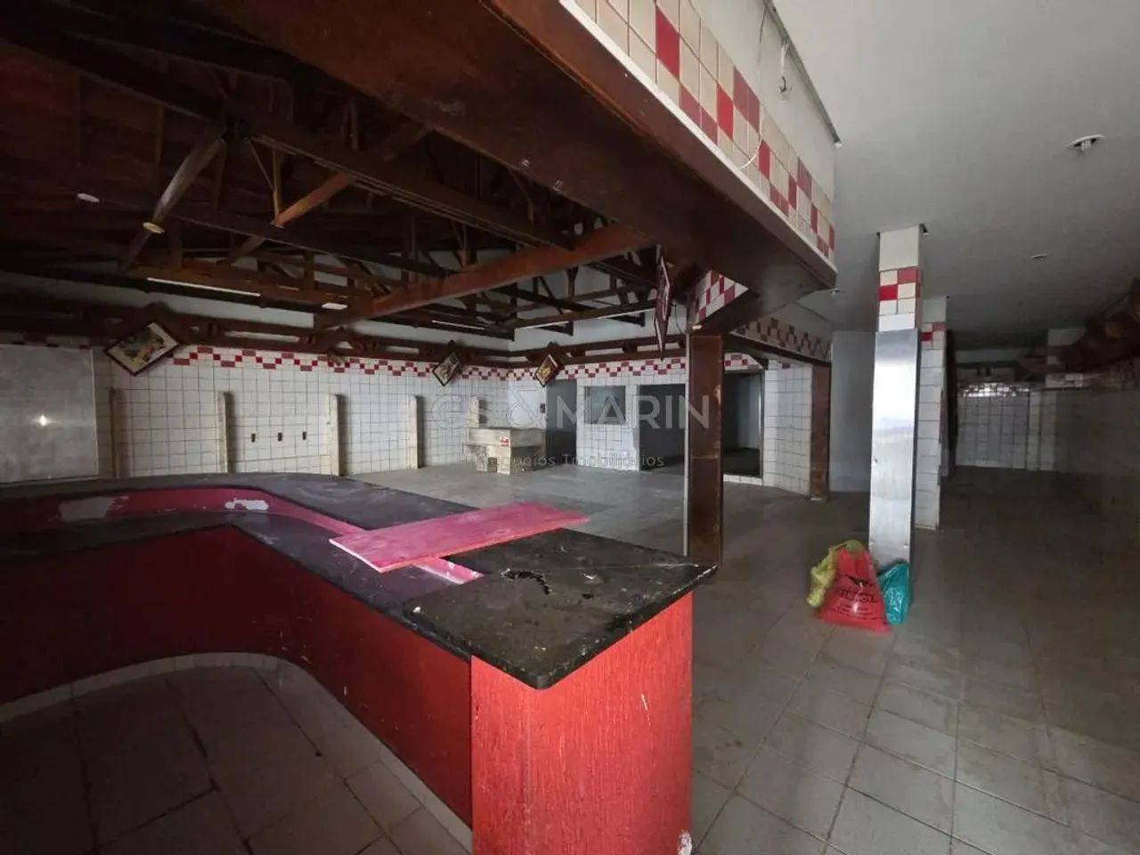 Loja para alugar com 286m² na Av. Maringá, em Londrina - Foto 2