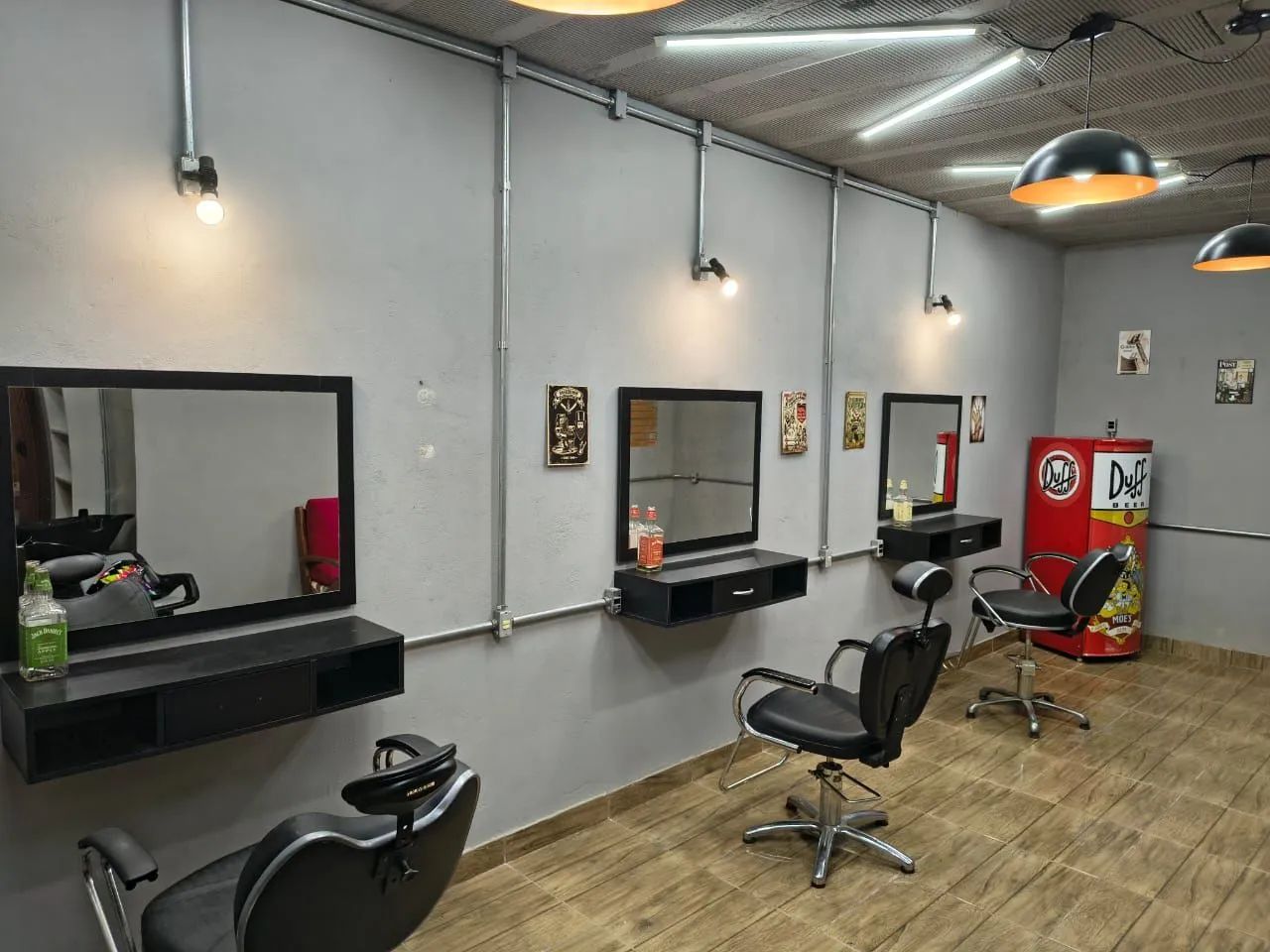 VENDO BARBEARIA COMPLETA   - Foto 2