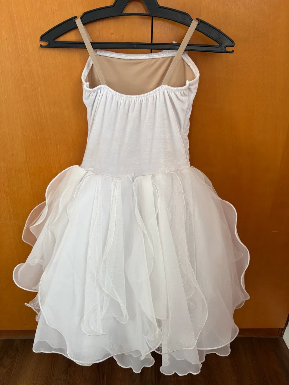 Vestido branco + acessório cabelo - Foto 2