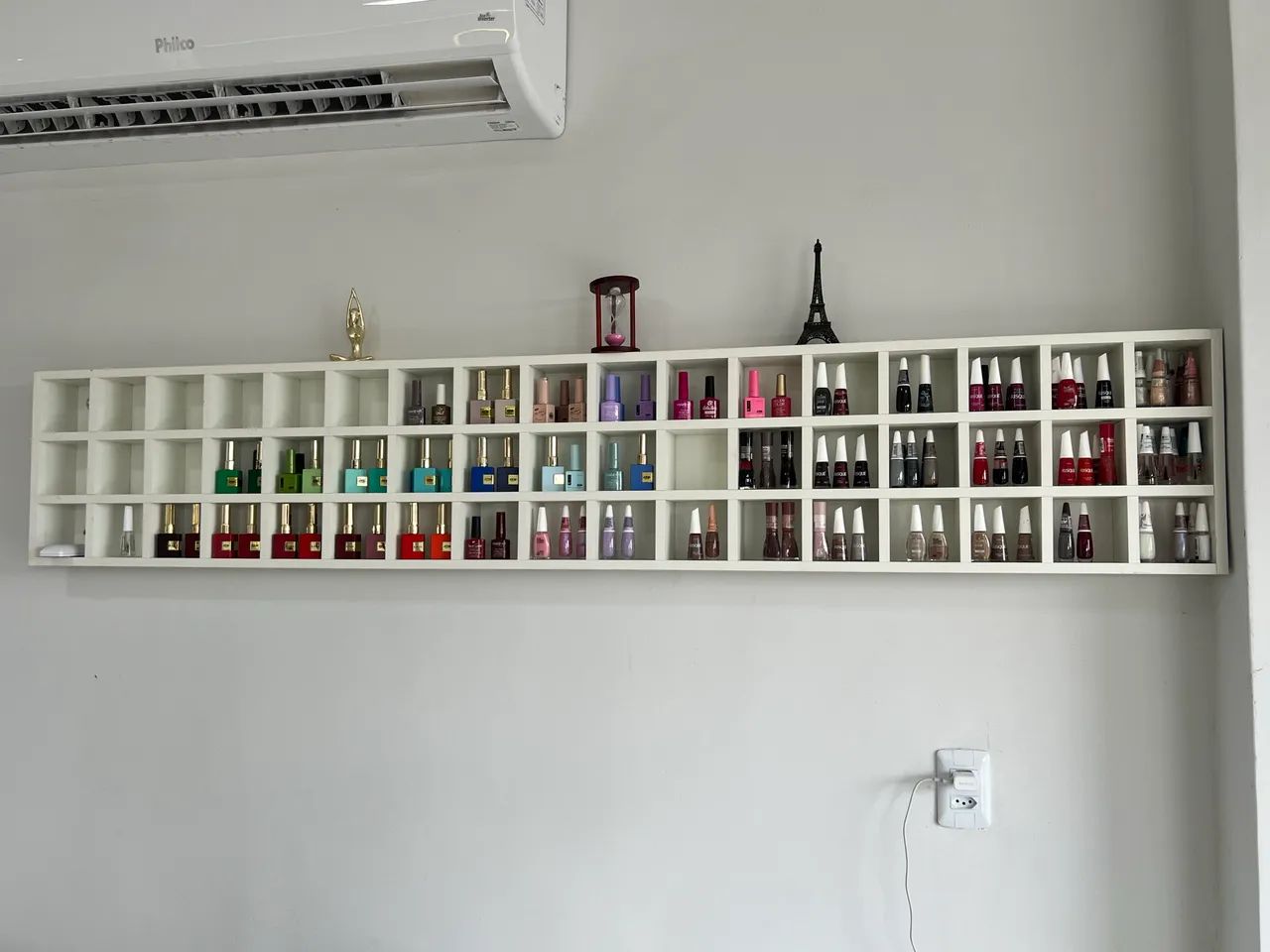 Mesa de Nail Designer e Expositor de esmalte - Foto 4