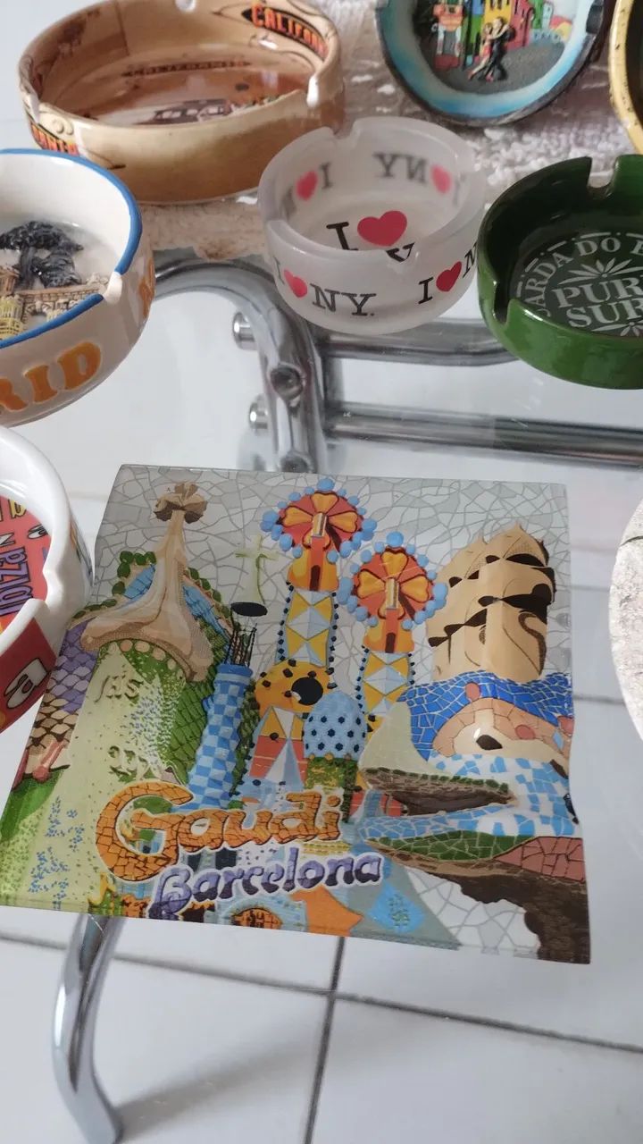 Coleção de cinzeiros temáticos - Foto 5