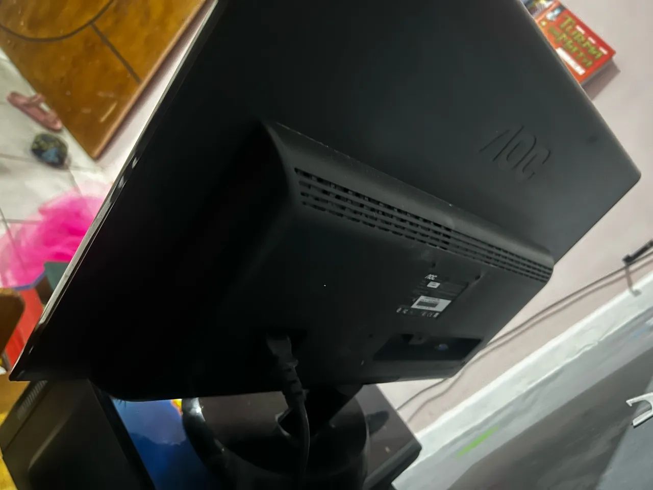 Monitor AOC 21,5 - Foto 2