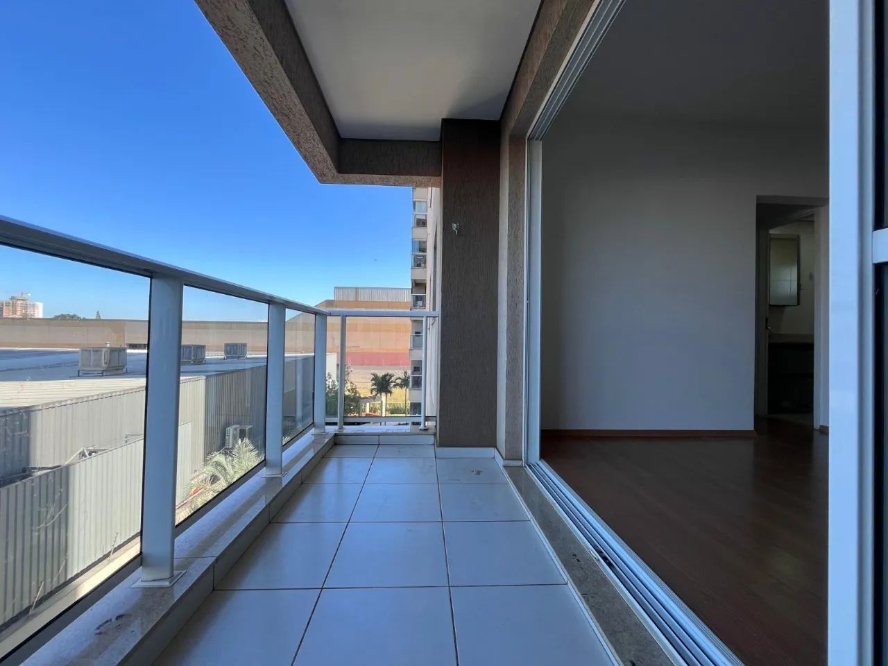 Apartamento à venda com 2 dormitórios, 70 m² e 1 vaga no Edifício Victoria Parque | Gleba  - Foto 5