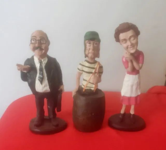 Bonecos de Resina Turma do Chaves