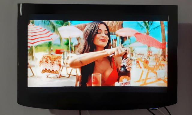 Vendo TV LG 26 polegadas novinha barbada - Foto 4