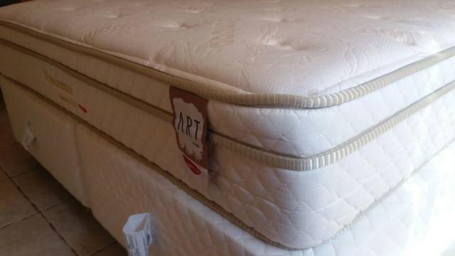 Vendo Colchão Herval Queen - 1,58x1,98x0,30 (somente o colchão com 3 anos de uso) - Foto 3