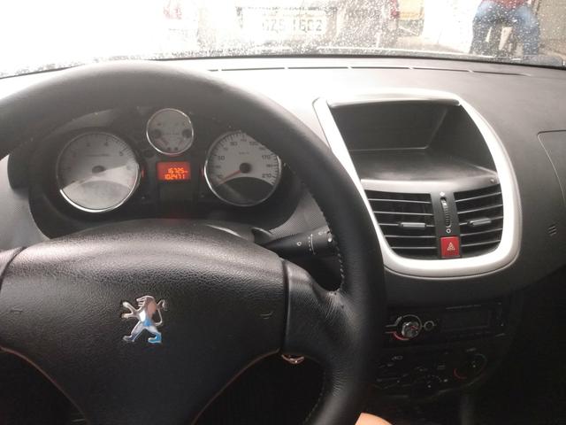 Peugeot 207 XR sport ano 2012 completo - Foto 13