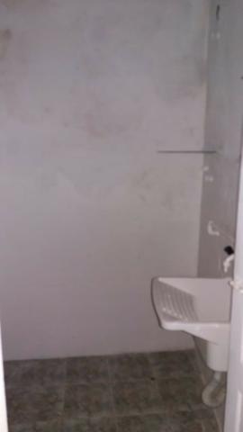 Casa com 1 quarto no centro - Foto 4
