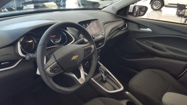 CHEVROLET ONIX PLUS LT TURBO - Foto 6