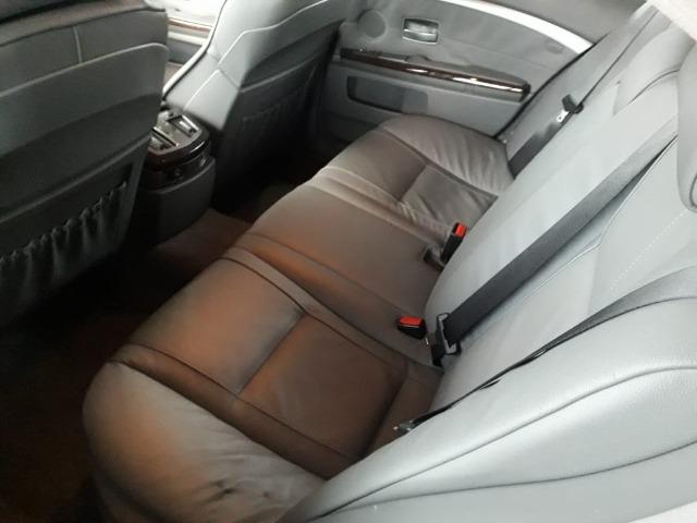 O.P.O.R.T.U.N.I.D.A.D.E Bmw 750i 4.8 Sedan V8 32V - Foto 4