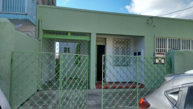 Casa 6 Quartos com 3 Garagens à Venda no Iapi ( 682817 ) - Foto 2