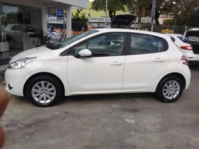 PEUGEOT 208 ACTIVE 1.5 8V Branco 2014/2015 - Foto 9