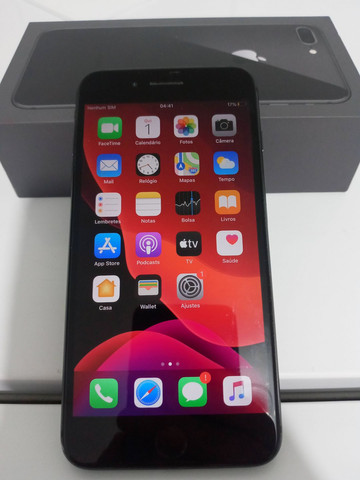 Iphone 8 plus 64 gb.