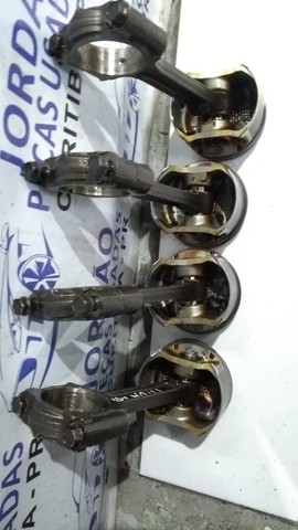 Kit de pistões com bielas e Nissan 1.8.