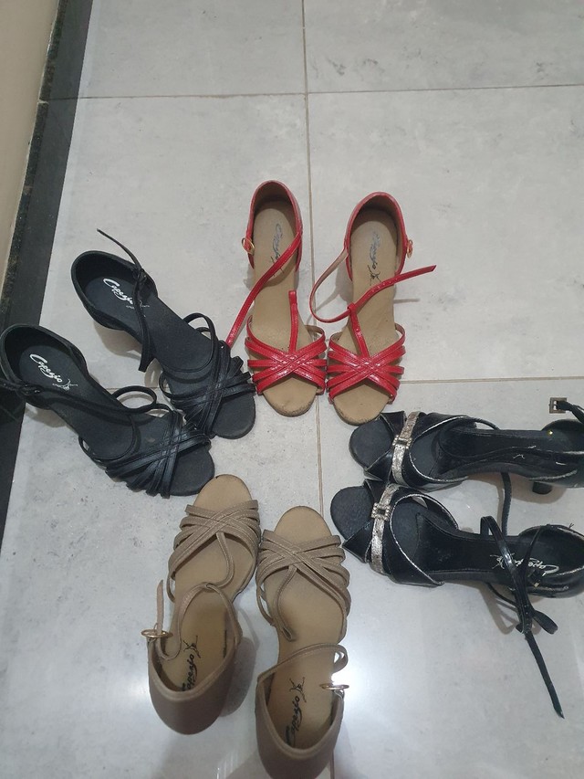 Sandálias de dança de salão  - Foto 5