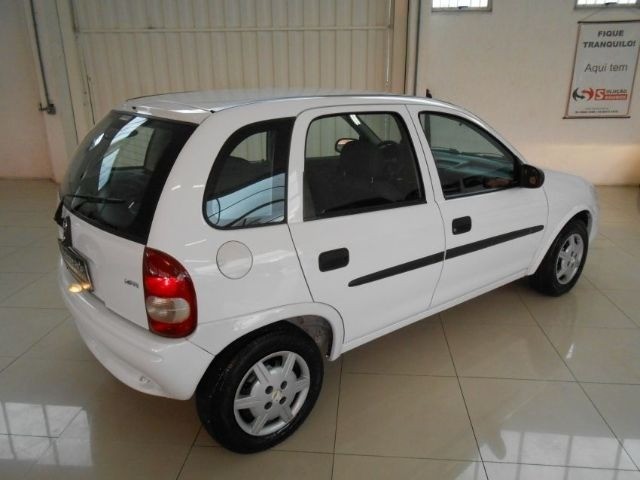 corsa 2000