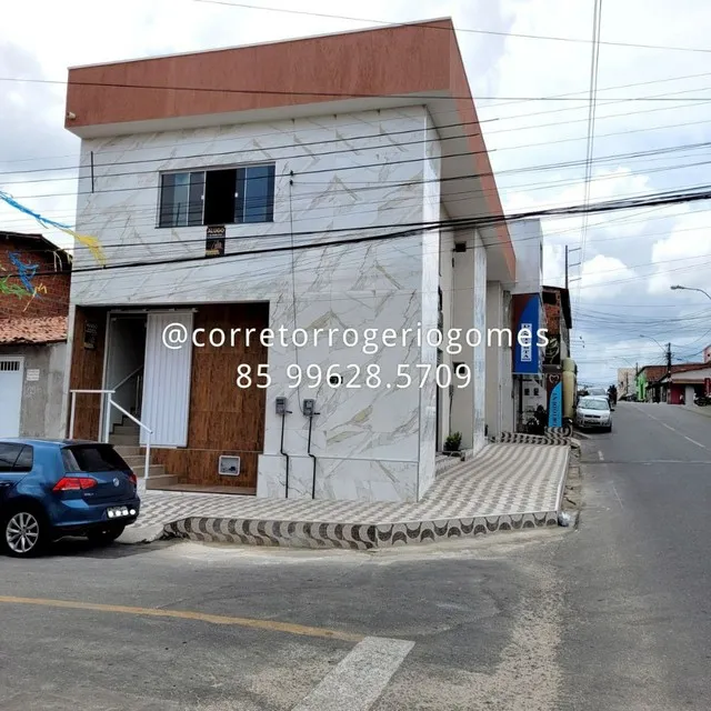 Ampla sala comercial de esquina na Pajuçara