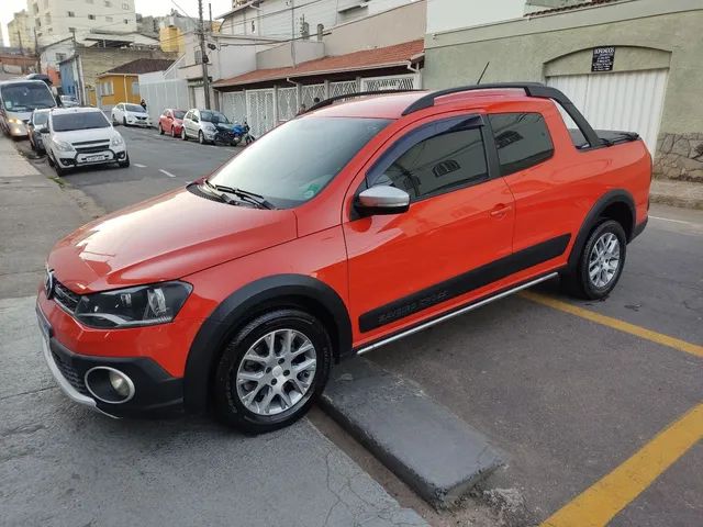 SAVEIRO CROSS CABINE DUPLA 2017 por R$ 81.900,00 é na Varginha