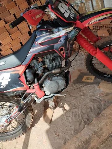 VENDA DE MOTOS - TRILHA E MOTOCROSS, Uma CRF 240