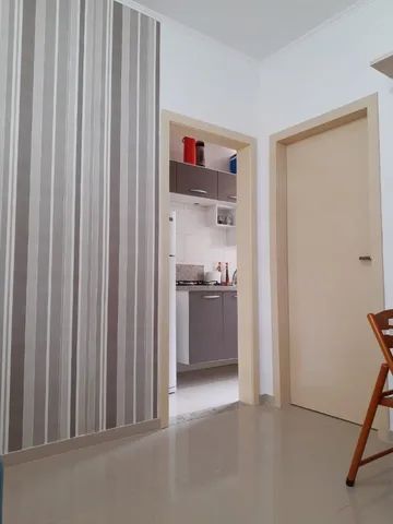 Apartamento de um dormitório semi-mobiliado  - Foto 2