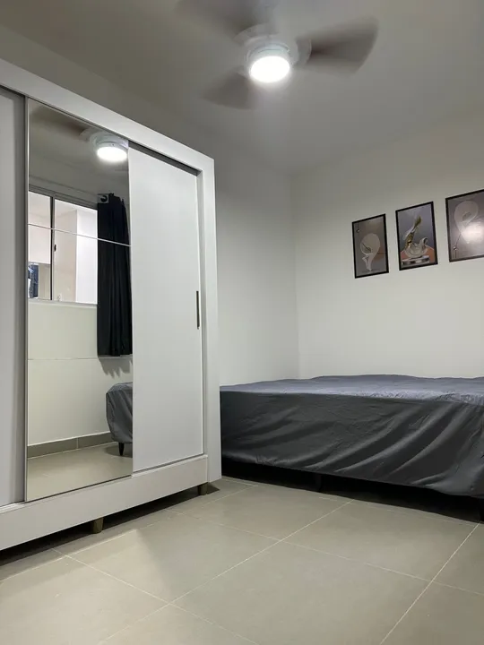Quarto Mobiliado para Aluguel (Sem taxas!!!) só para moças!