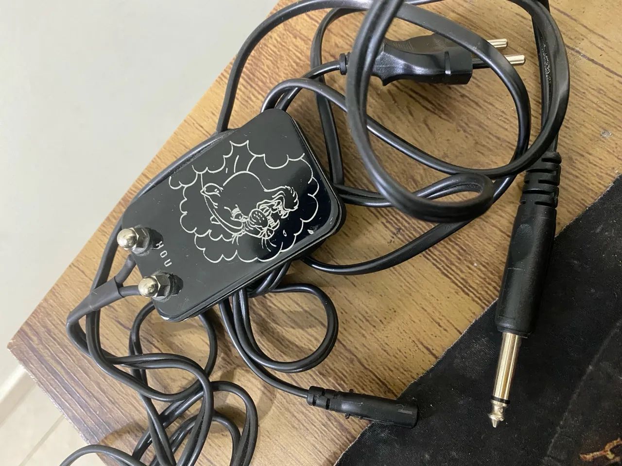 fonte tatuagem electric ink ps01v2 + pedal nok + clipcord elétric Ink - Foto 5