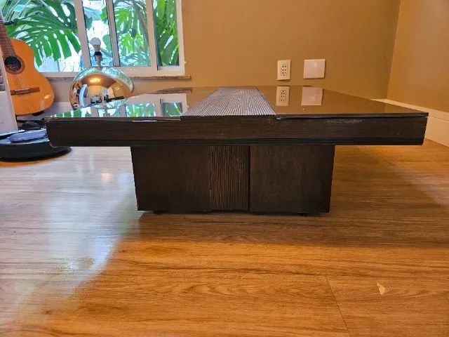 Mesa de Centro de Madeira com vidro - Foto 4