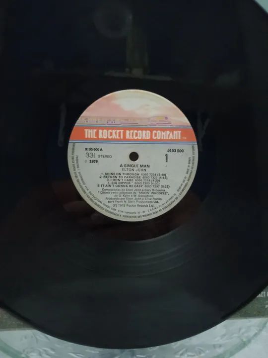 LP ELTON JOHN A SINGLE MAN 1978 - Foto 3