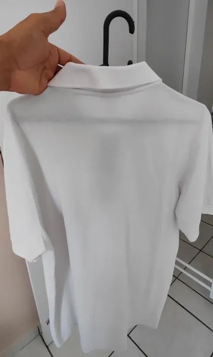 Vendo duas camisas bordadas com o símbolo de nutrição - Foto 5