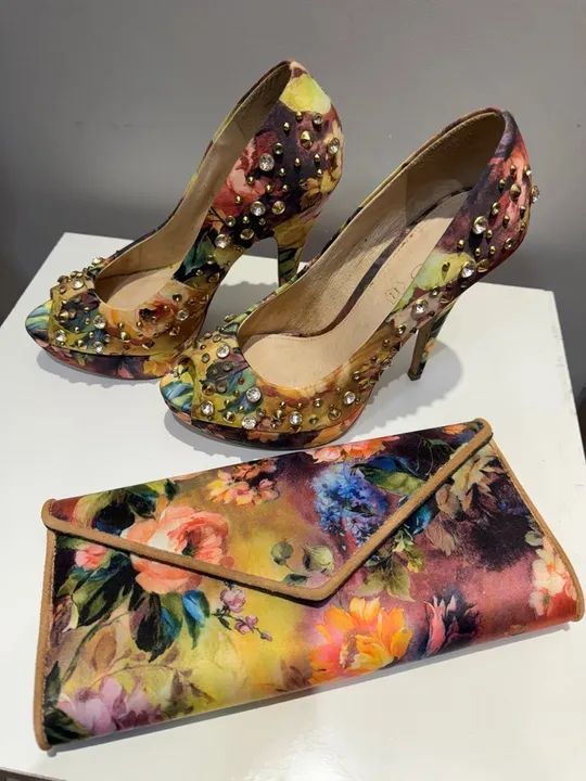 Conjunto sapato e bolsa clutch - Foto 3