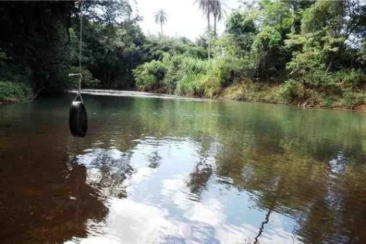 Terreno rural 2,3ha com rio nos fundos Jaboticatubas.