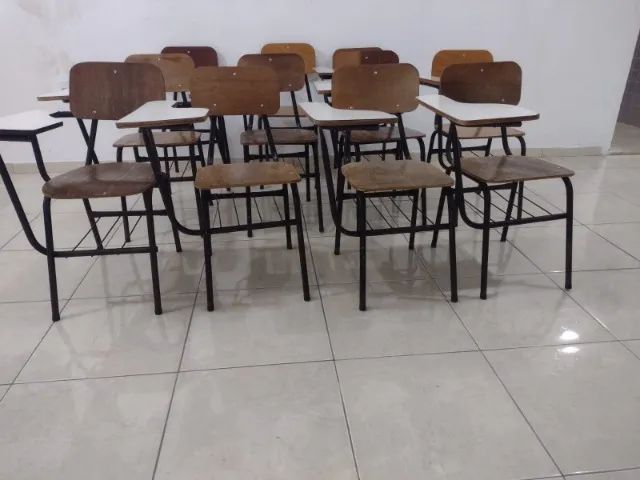 Cadeira Universitária  - Foto 3