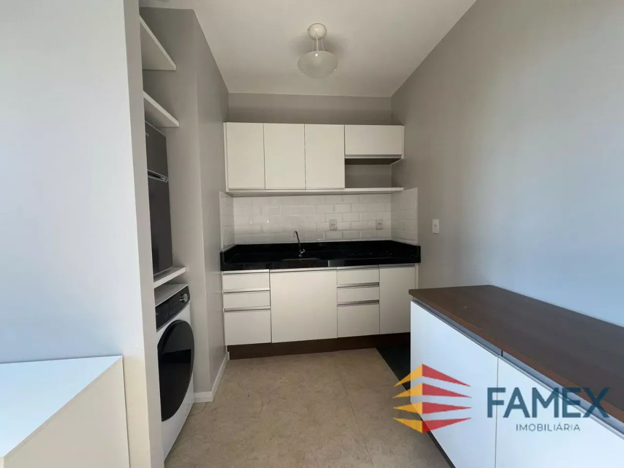 APARTAMENTO MOBILIADO PARA LOCAÇÃO - COM 01 QUARTO - PRÓXIMO A PRAÇA CENTRAL - AP932 - Foto 4