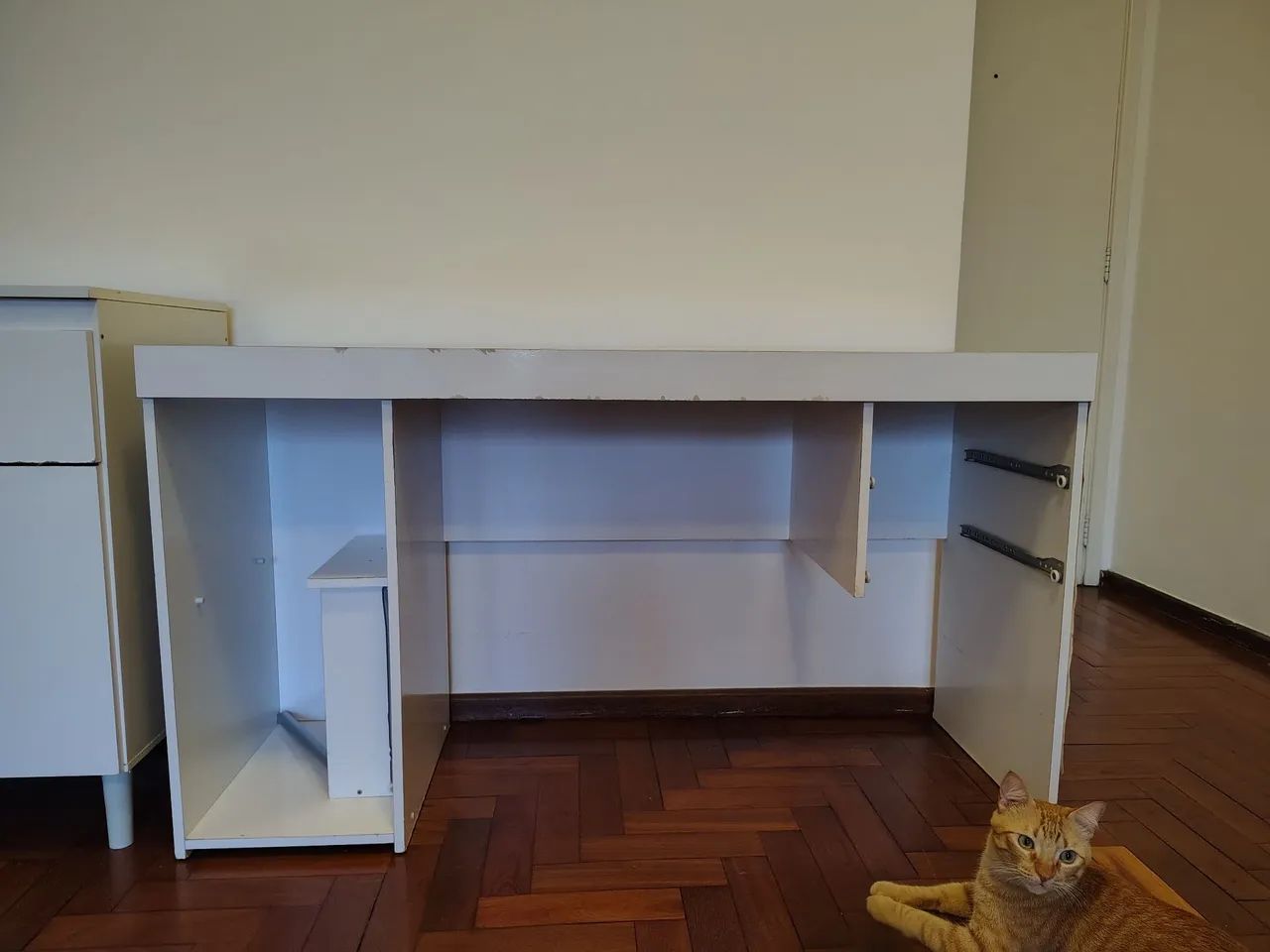Desk for donation