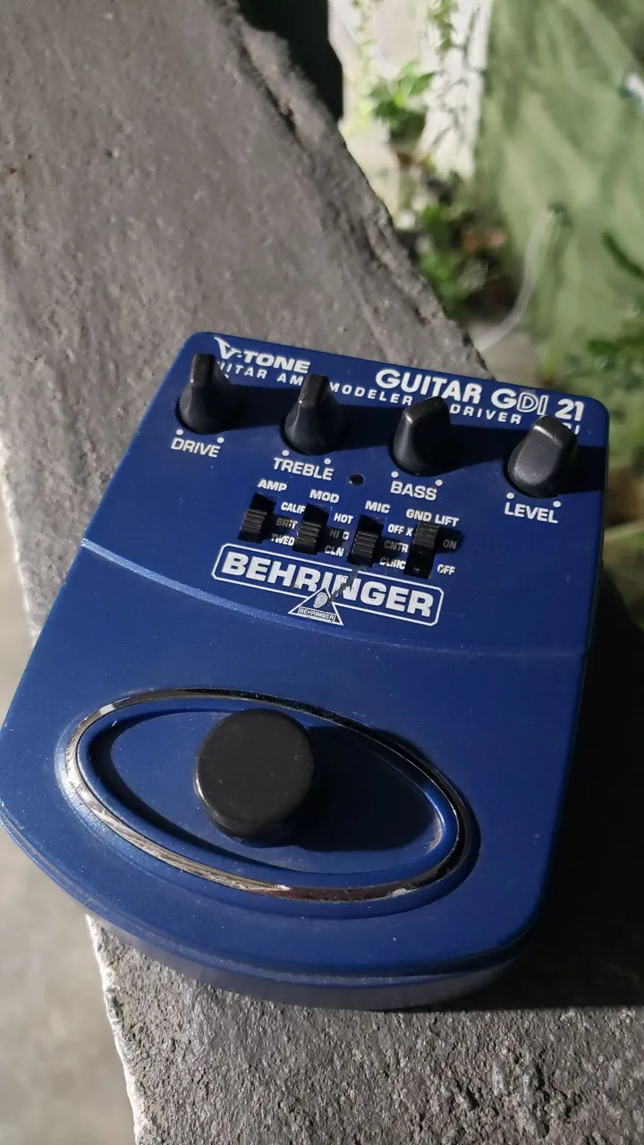 Behringer V-Tone Guitar GDI21 - LIGA MAS NÃO SAI SOM!