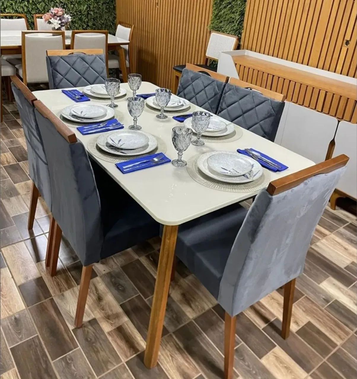 Mesa de jantar Jequiti com 6 cadeiras 160x90