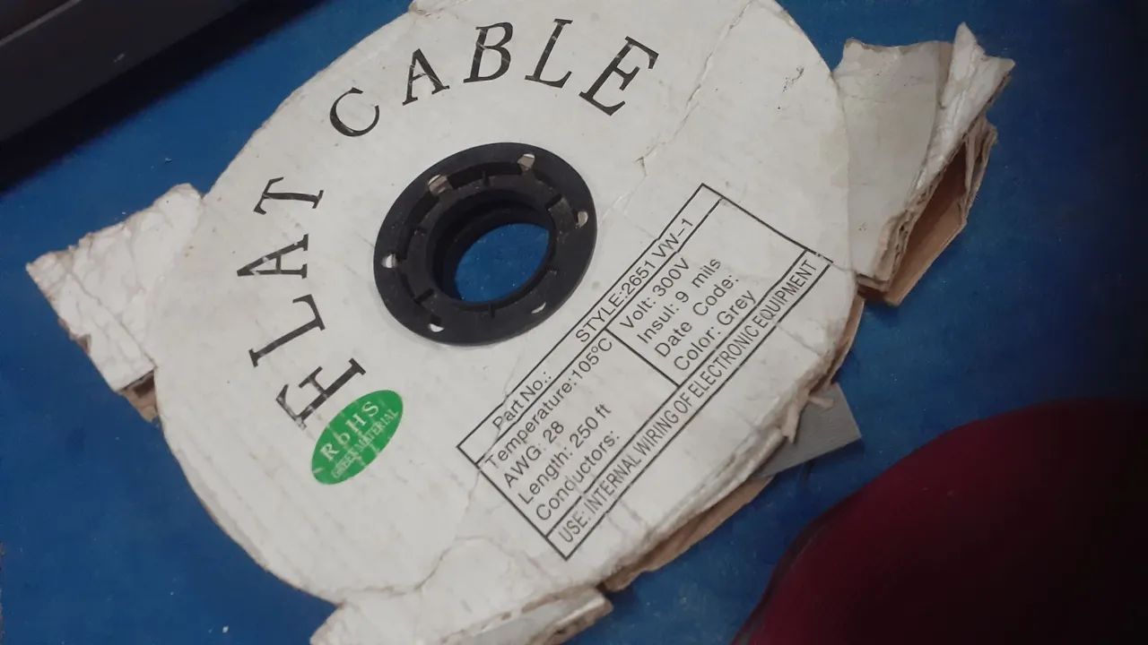 Cabo de rede FLAT CABLE 2651 VW-1 - 250ft