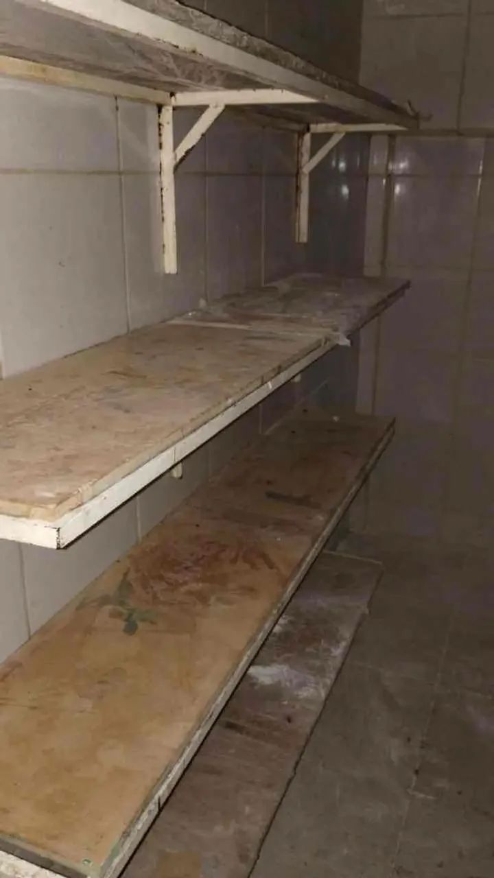 Loja comercial com 359,16m², pé direito duplo, não tem condomínio vinculado à loja. Rua 9  - Foto 12